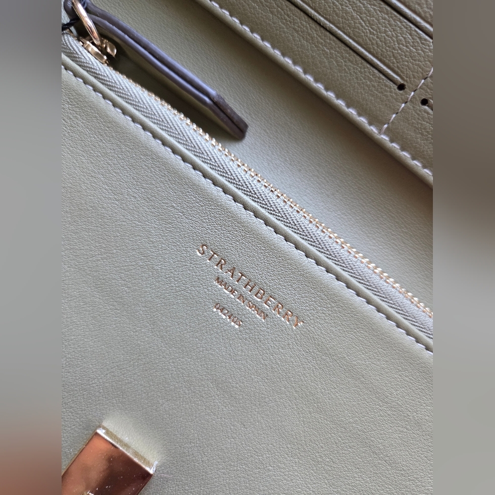 Strathberry Pistachio Large Melville NWOT wallet - Picture 6 of 12